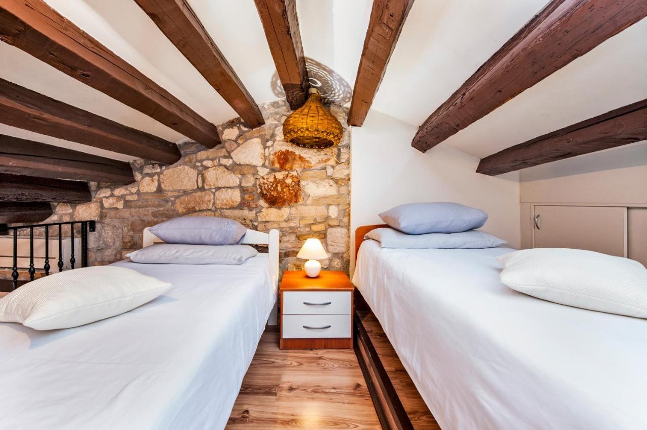 Ap Downtown Apartment Rovinj Exterior foto